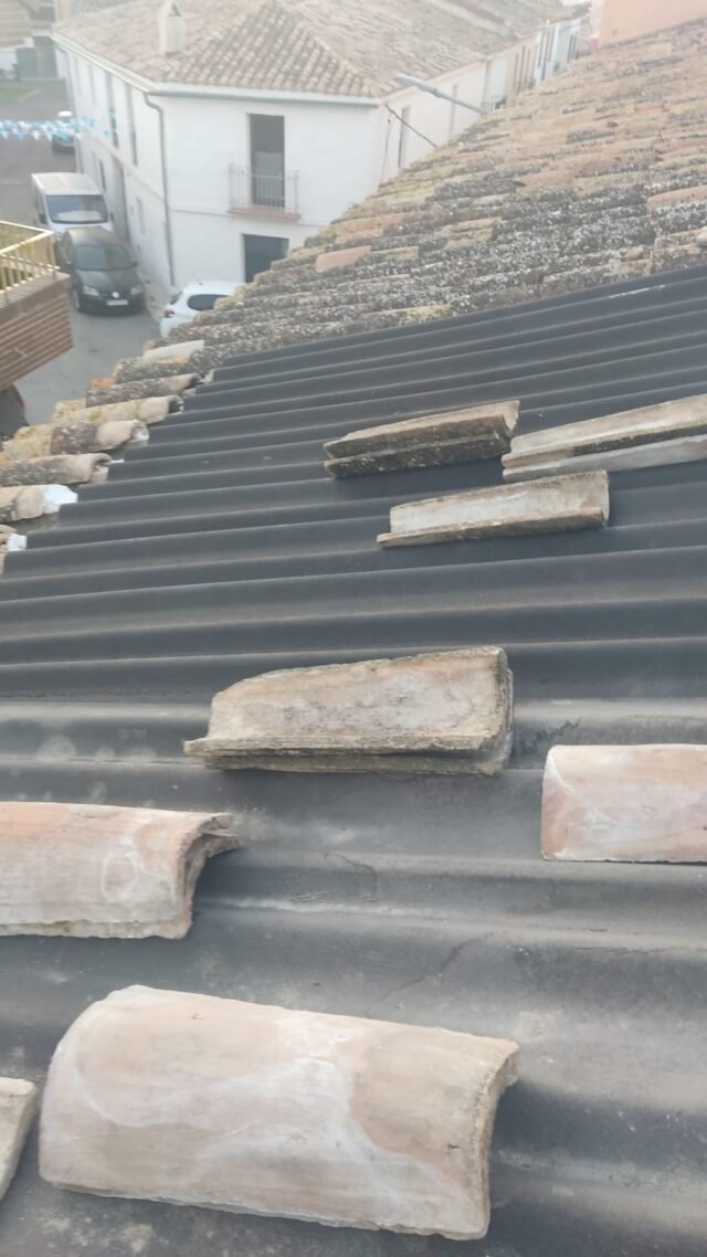 REHABILITACION DE TEJADO EN BENISSANO. VALENCIA